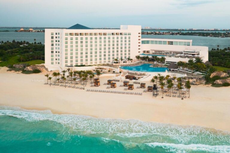 Le Blanc Spa Resort Cancun: The Perfect Luxury Honeymoon Resort For Couples